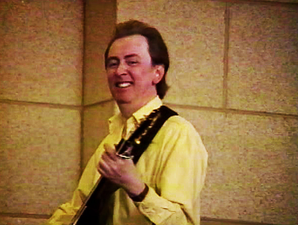 AlStewart1993-11-18SouthStationBostonMA (12).jpg